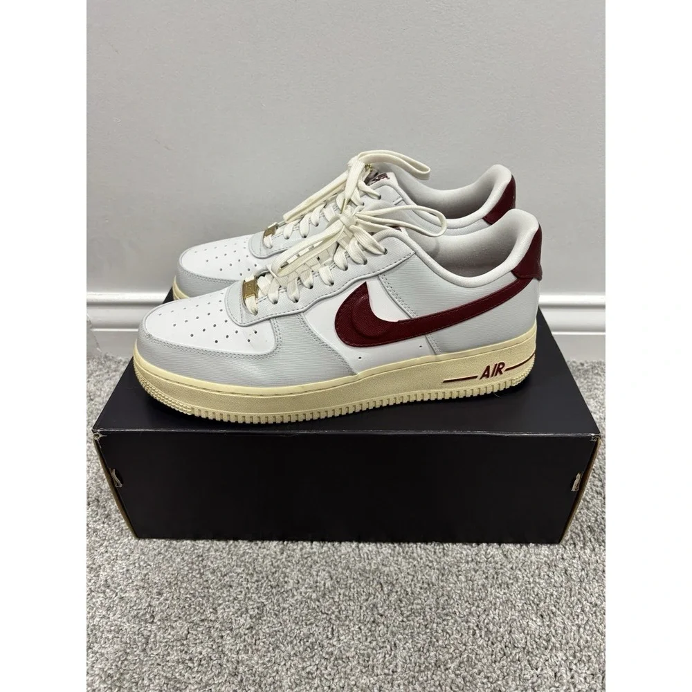 Nike‎ Air Force 1 '07 SE Sisterhood - Photon Dust / Team Red Women's Size 11 EUC